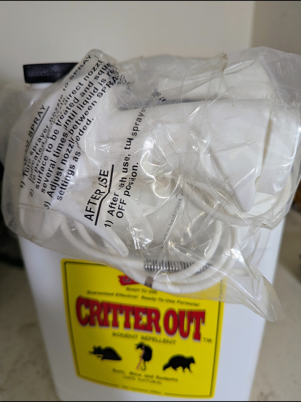 Critter Out Mouse and Rat Repellent 1 Gallon Ready-To-Use.New - Picture 3 of 5